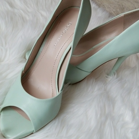 🌸OFFERS WELCOME!! BCBGeneration peep toe heels🌸 - Picture 3 of 6